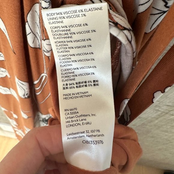 Ruffled Floral Midi Dress - Picture 8 of 9